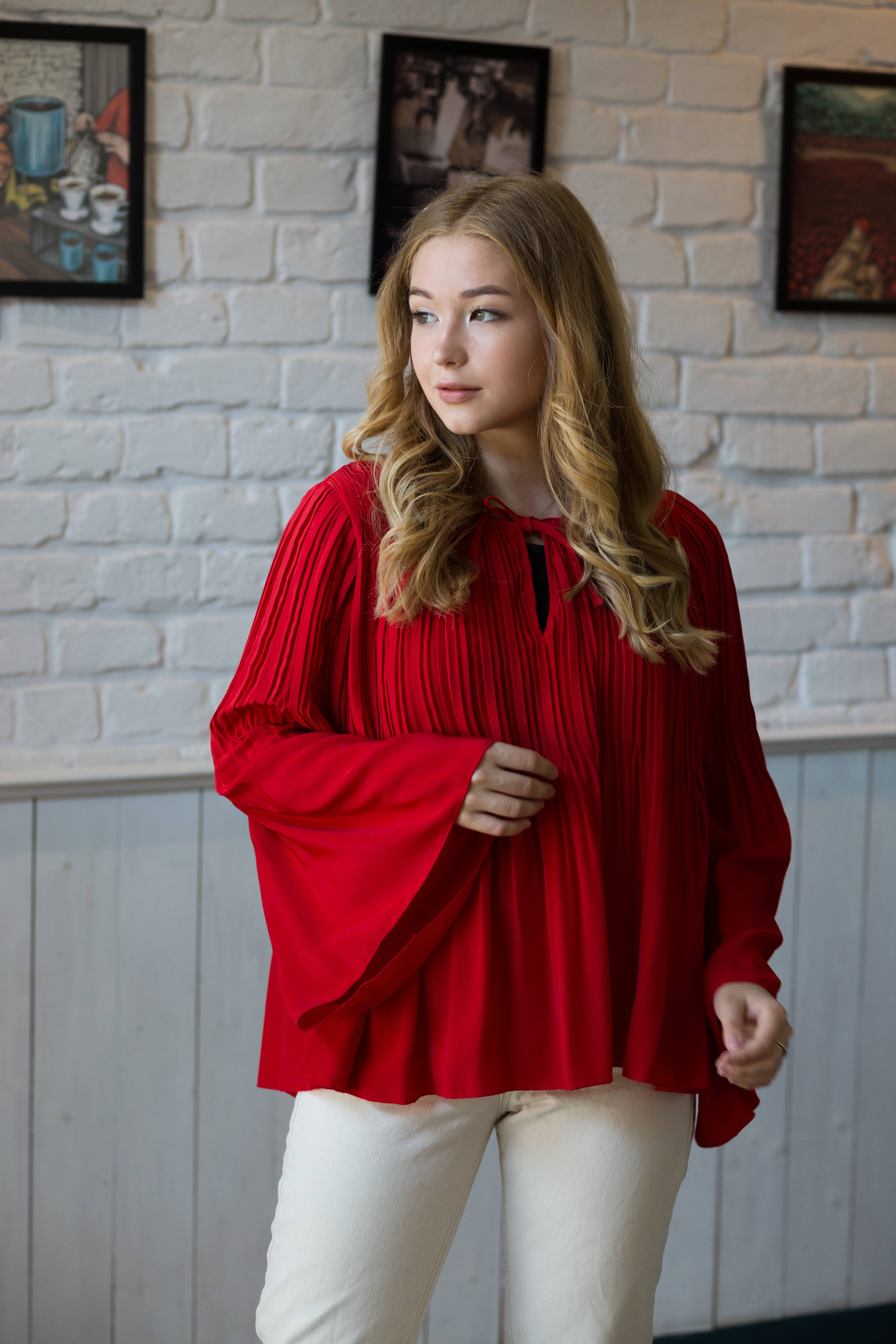 Стильна червона блуза March | 09228