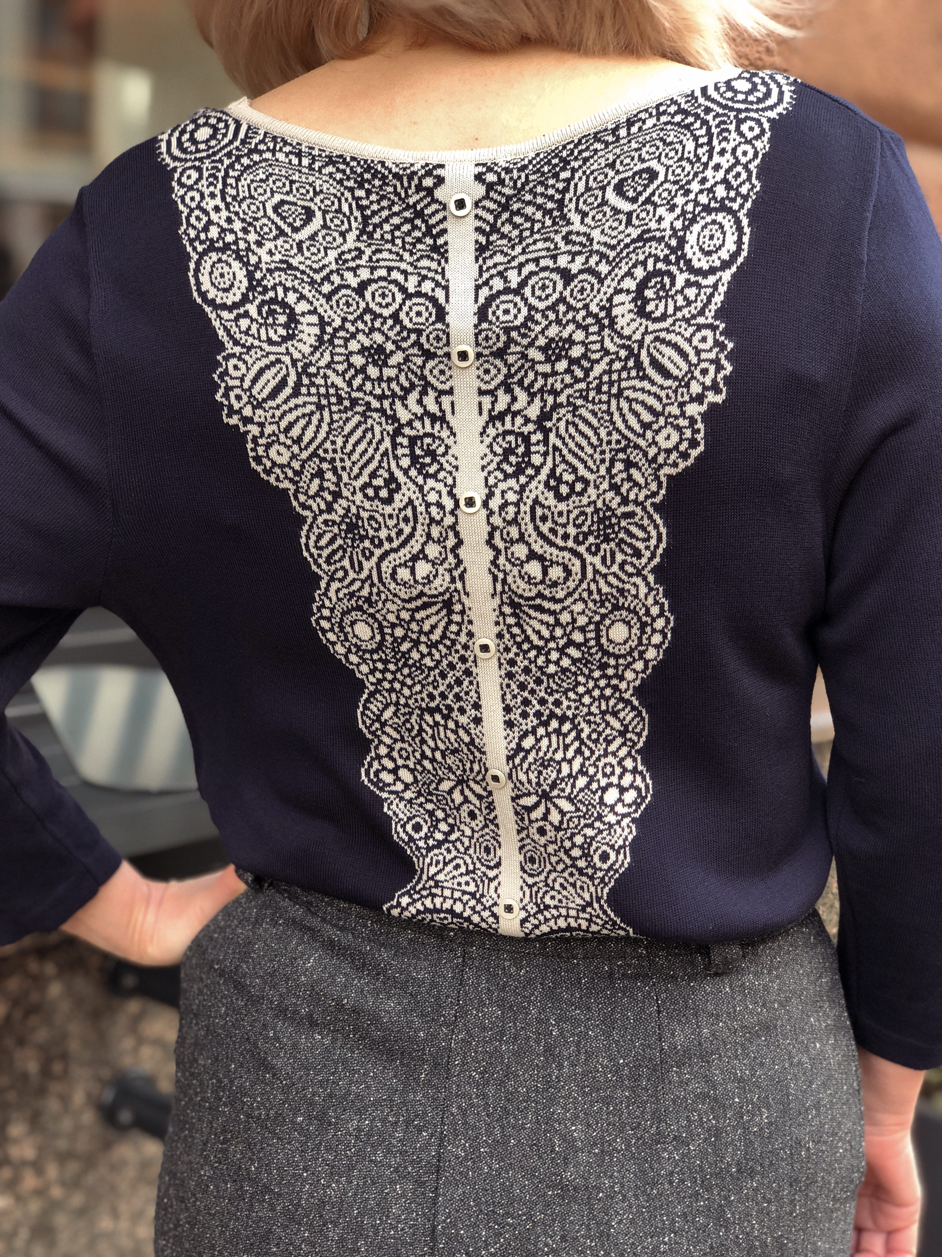 Джемпер від бренду Lame de Femme Фото #3